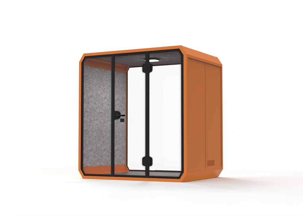 Suite L in oranjerood zandstructuur